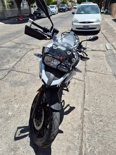 Bmw Gs700 2018, Blanca, Llantas Nuevas, Papeles En Regla.