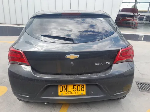 Chevrolet Onix 1.4 Ltz Mecánica