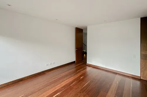 Casa En Arriendo/venta En La Calera. Cod A7480