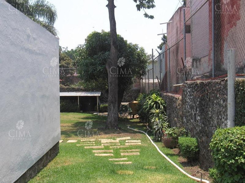 Venta Casa Para Remodelar En Un Nivel - V136