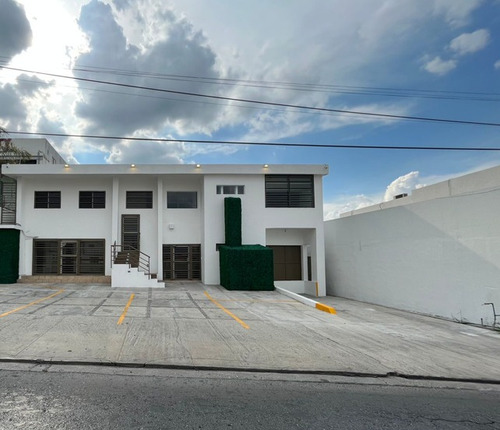 Bodega Comercial En Renta En Monterrey