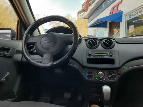 Chevrolet Aveo 2017 4p Ls L4/1.6 Aut Linea Anterior