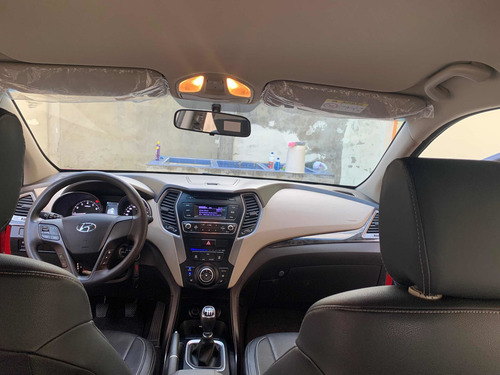 Hyundai 2016 3 Filas