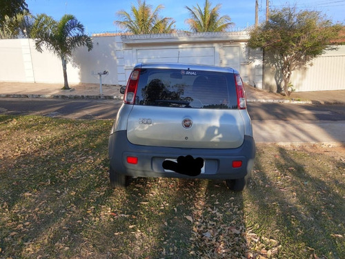 Fiat Uno Vivace 1.0 8v (flex) 4p