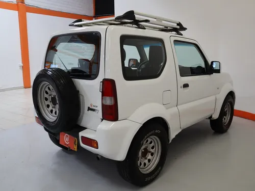 Suzuki Jimny MT 1.3 3P 4X4