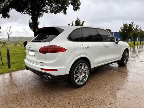 Porsche Cayenne S Platinum Edition
