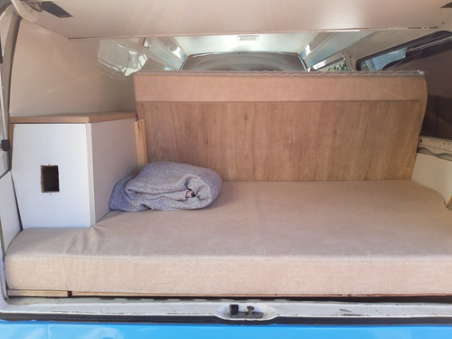 Volkwagen Kombi Uso Misto