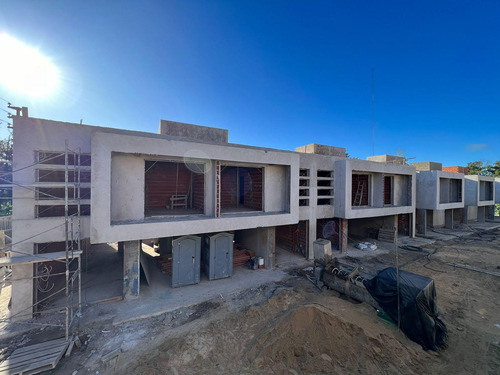Imagen 4 de 27 de Venta Duplex Casa - Canning - Financiacion