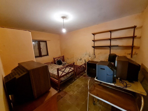 Imagen 10 de 19 de Casa A Reciclar En Excelente Ubicacion