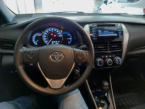 Toyota Yaris 1.3 16V FLEX XL MULTIDRIVE