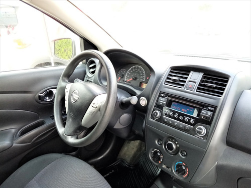 Imagen 10 de 15 de Nissan Versa 2018 1.6 Sense At