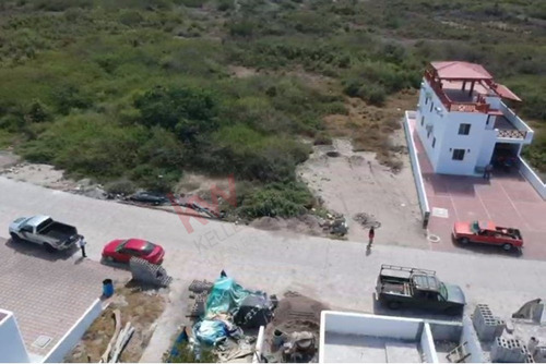 Excelente Terreno En Venta Altata, Navolato Con Una Superficie De 270.83 M2, No Dejes Pasar Est...