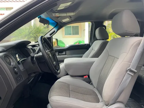 Ford F-150 XL DOBLE CABINA 4x4