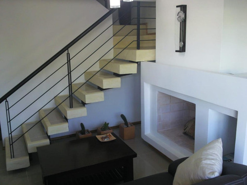 Imagen 10 de 17 de Casa Con Terraza A Dos Cuadras De Playa Bikini