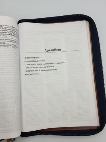 Imagen 3 de 10 de Biblia Estudio Macarthur Letra Grande Piel Cierre E Indices