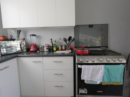 Casa Con Terreno De 330 M2,en Sector Residencial