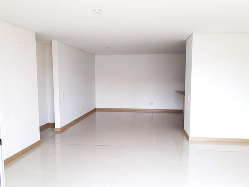 Apartamento En Venta En Sabaneta Loma De San José