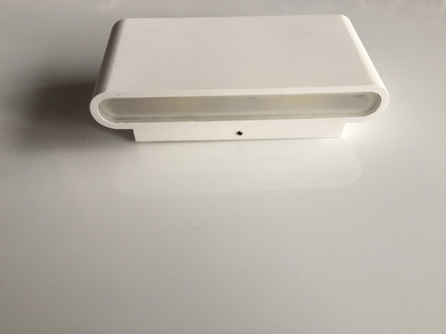 Lámpara Led De Muro - Ideal Para Pasillos