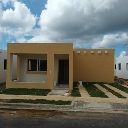 Casa Ubicada En Quinta Don Felix Gil, La Romana