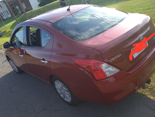 Nissan Versa 1.6 Advance