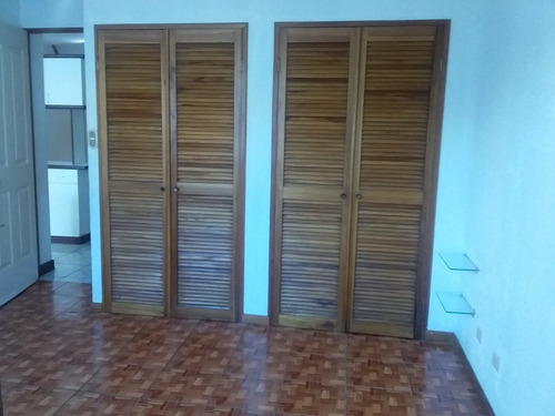 Imagen 11 de 14 de Alquilo Casa En Residencial Real Sta María, Heredia