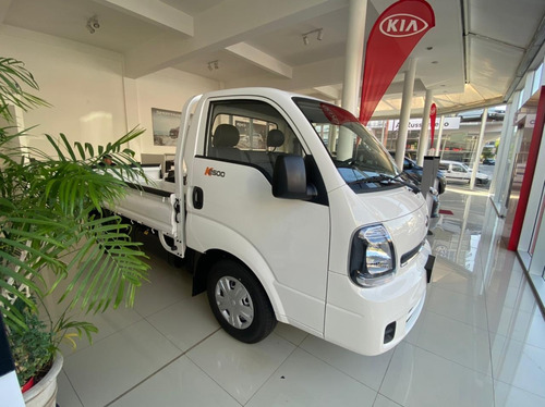 Imagen 3 de 14 de Kia K2500 Diesel 2.5 Mt6 Cabina Simple C/caja 2023