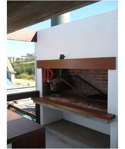 Imagen 16 de 30 de Casa En El Chorro Excelente Zona