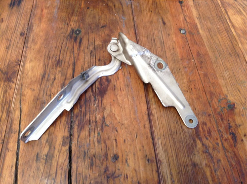Bisagra De Cofre Derecha Cirrus Stratus Mod 95-00 Oem