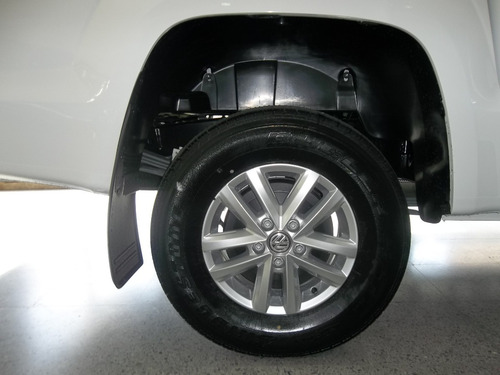 Imagen 8 de 15 de Volkswagen Amarok Trendline 2.0 Dc 4x4 Manual 140 Cv