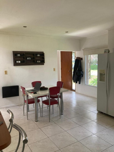 Venta Casa Estilo Minimalista- Club De Campo El Lauquén