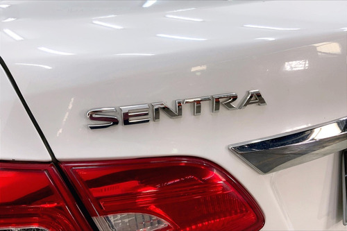 Imagen 8 de 25 de Nissan Sentra Sedan 4 Pts Advance Cvt A/ac F Niebla Ra-16