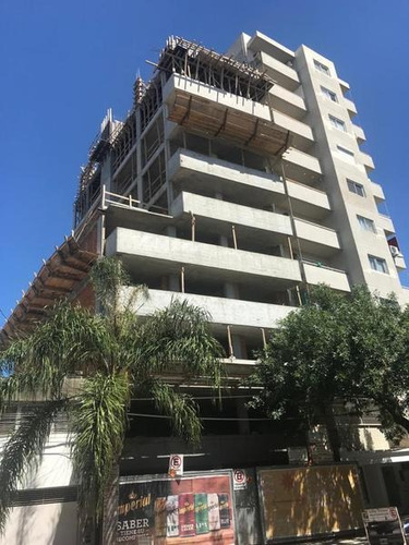 Imagen 3 de 10 de Crespo Y Salta - Amplia Y Cómoda En Pb