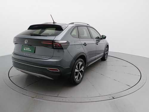 Volkswagen Nivus 1.0 200 TSI TOTAL FLEX HIGHLINE AUTOMÁTICO