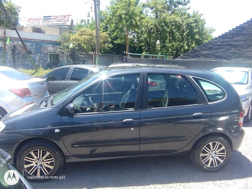 Renault Scénic 1.6 Confort