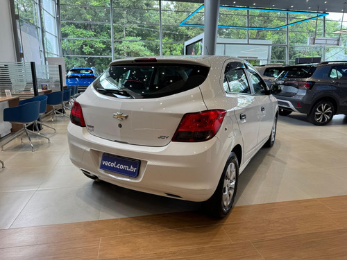 Chevrolet Onix Hatch 1.0 4P FLEX JOY