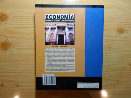 Imagen 2 de 3 de Economía Elementos De Micro Y Macro - Beker Mochon