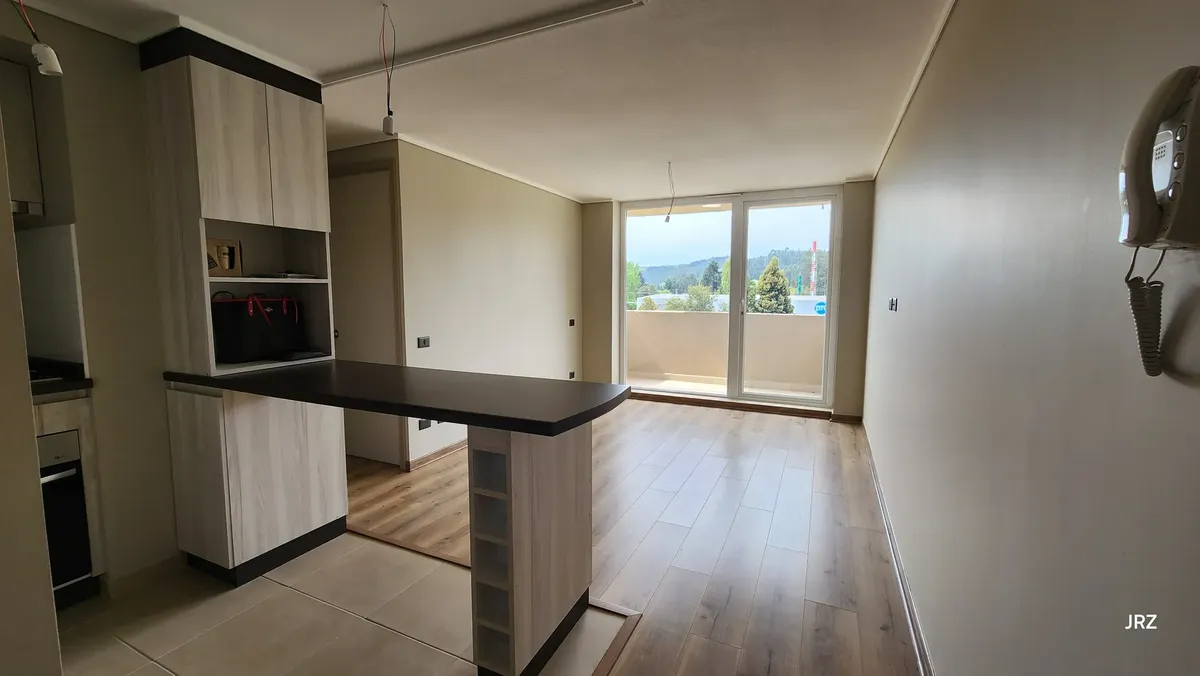 Dpto 2d1b Con Estacionamiento Con Balcon