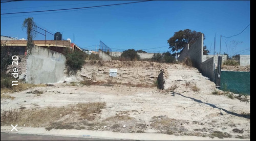 Terreno En Paseos De Sayavedra Con Excelente Vista Al Bosque De Condado De Sayavedra