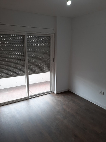 Imagen 4 de 12 de Departamento En Venta En Lanús Oeste