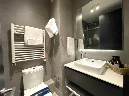 Nuevos Y Modernos Deptos. 70 M2 / 2d / 2b / Manquehue Norte