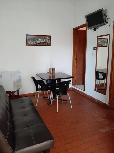 Imagen 6 de 11 de Apartamento Tipo Estudio Económico Persona Sola San Cristoba
