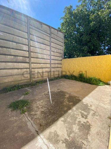 Venta O Permuta De Casa A Reciclar De 2 Dormitorios + Departamento En Tandil