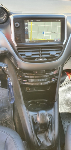 Imagen 10 de 18 de Peugeot 208 2016 1.6 Feline Pack Cuir