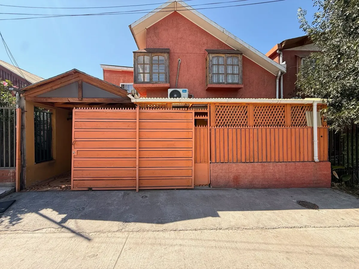 Imagen 2 de 25 de Se Vende Casa En Villa Pehuen Iii Maipú (160329)