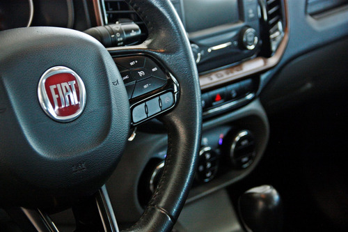 Fiat Toro 2.0 16v Turbo Diesel Volcano 4wd Automático