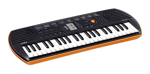 Imagen 2 de 10 de Teclado musical Casio Mini SA-76 44 teclas negro/naranja