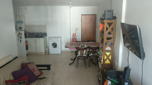Imagen 2 de 14 de Venta 1 Dormitorio En Barrio Alberdi Con Terraza Y Asador Propio A Mts De Nuevo Centro Shopping