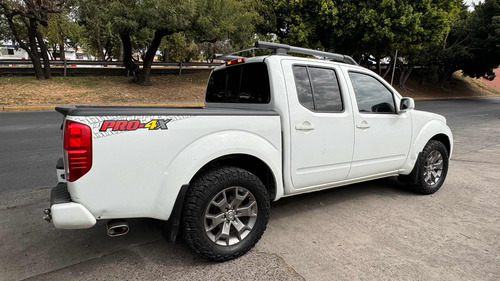 Nissan Frontier 4.0 Pro-4x V6 4x4 Mt