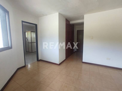 Imagen 12 de 14 de Venta Casa Clnas Guataparo Cod. 132996 Mzp 04144146049