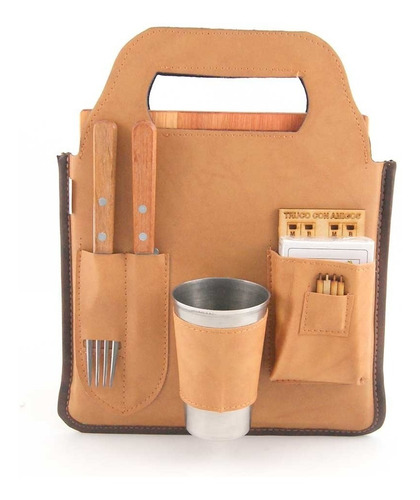 Imagen 2 de 9 de Set Cuadrado Asado Vaso Tabla Cubierto Naipes Capibara